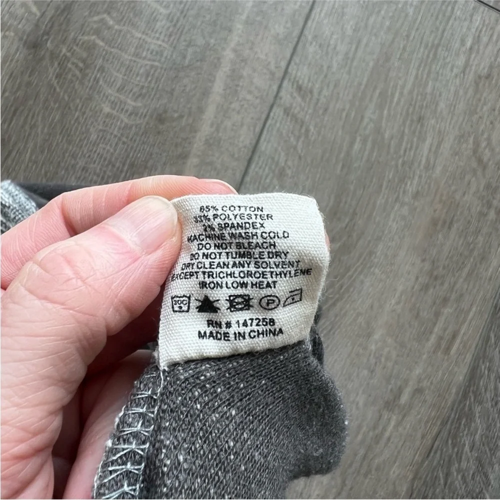 Simply Southern Soft Terry Always Cold Crew Sweatshirt in Gray Size Medium - Picture 7 of 9